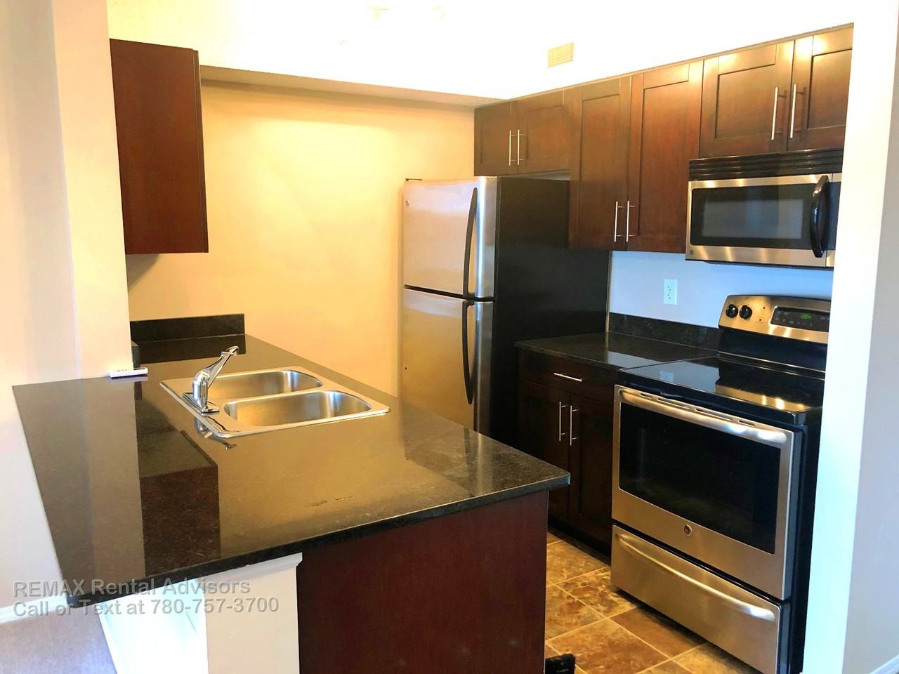 11803 22 Ave Sw - Photo 3 of 19