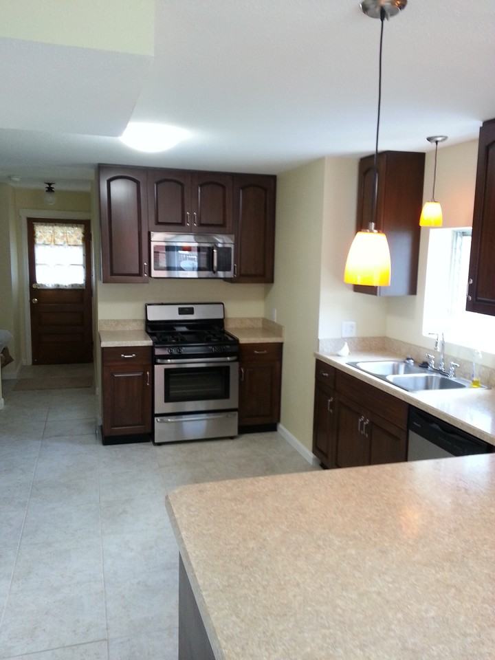 3013 Bellerive Dr - Photo 2 of 14