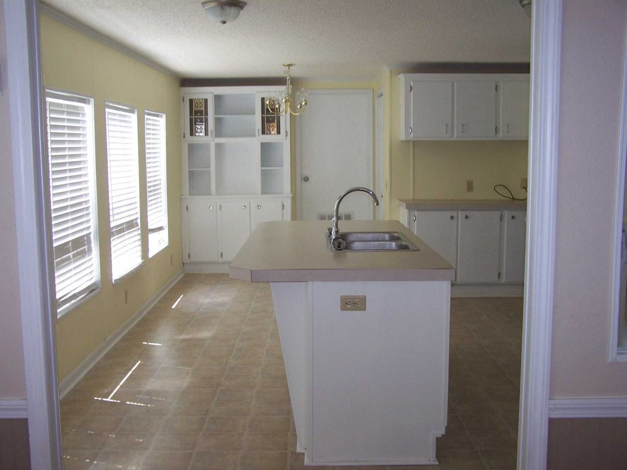 18797 Hilltop Drive - Photo 2 of 2