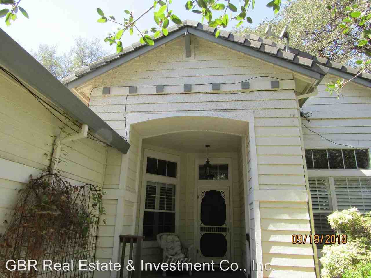 8353 Oak Wood Hills Circle - Photo 3 of 26