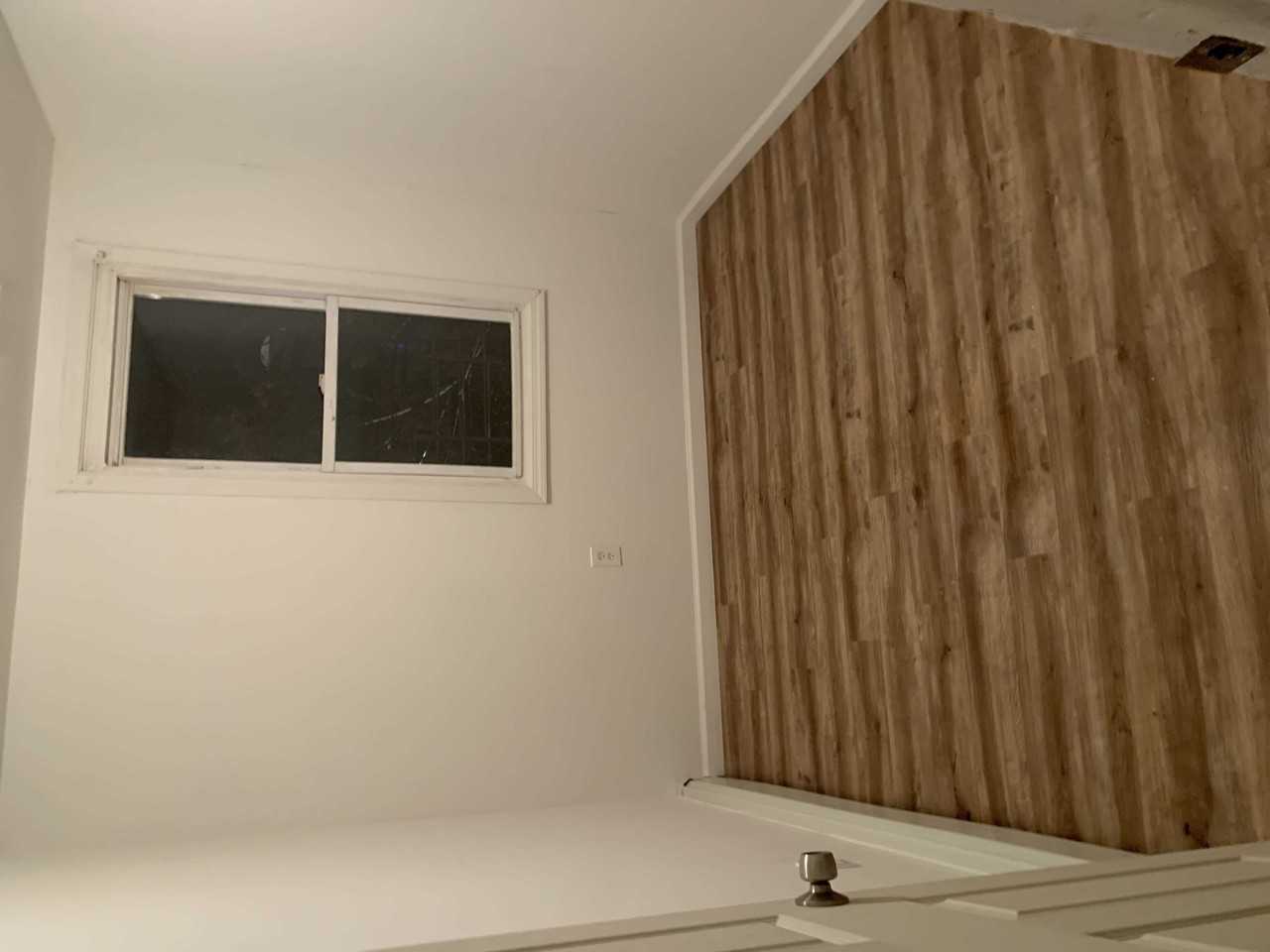 109 Laurel Avenen Unit 2 Fl - Photo 3 of 10