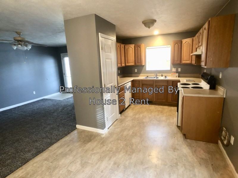 902 Scorchee #A - Photo 2 of 8