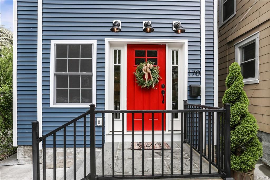 170 Grand Street - Photo 2 of 24