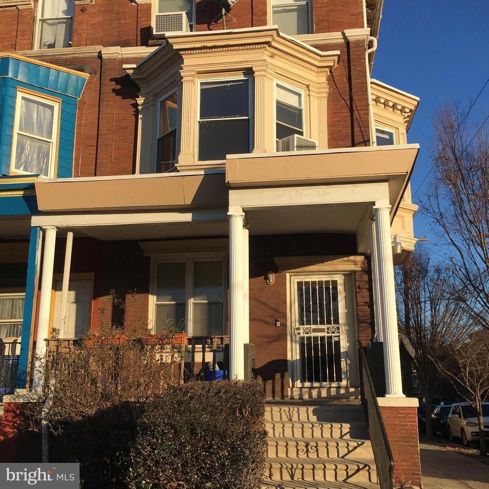 1801 N 33rd Street - Photo 2 of 16