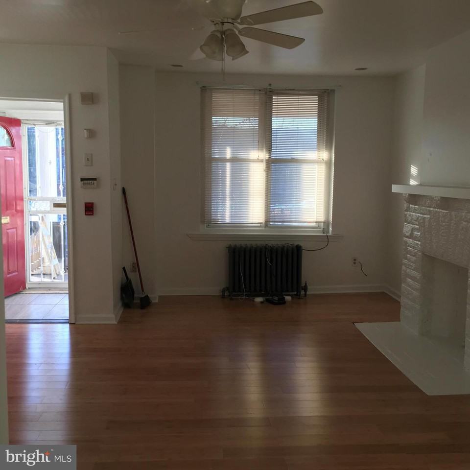 1801 N 33rd Street - Photo 3 of 16
