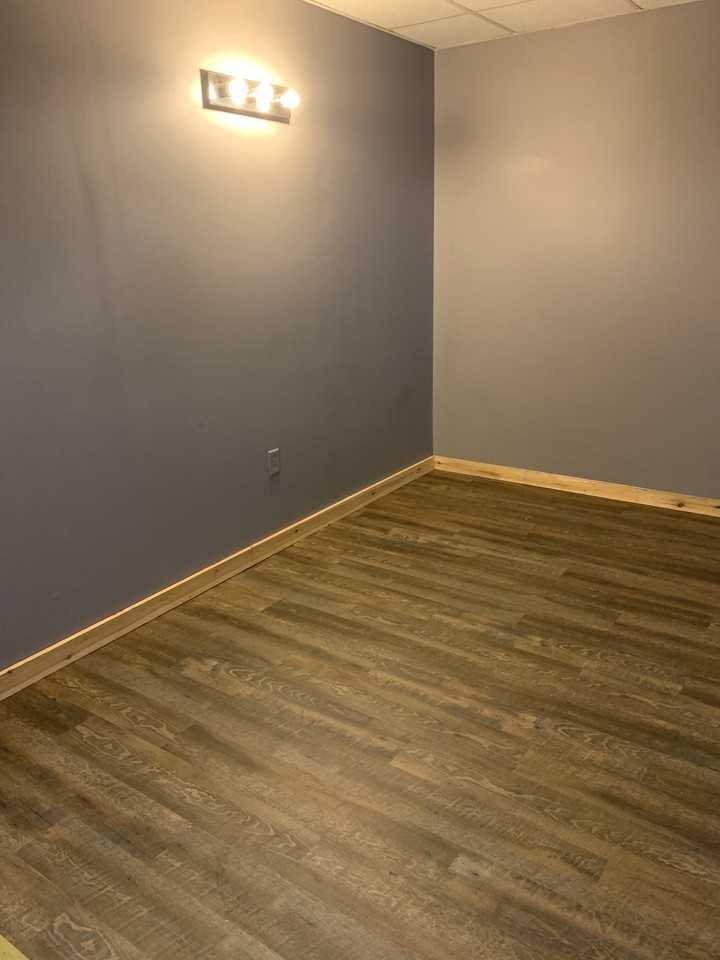 516 Moen Avenue - Photo 2 of 13