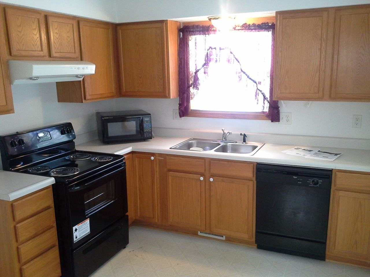 1315 College Ave - Photo 2 of 6