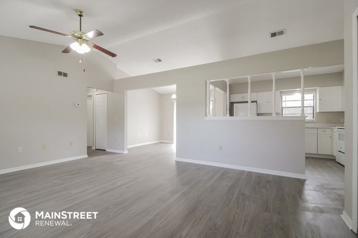2561 Beal Street - Photo 3 of 16