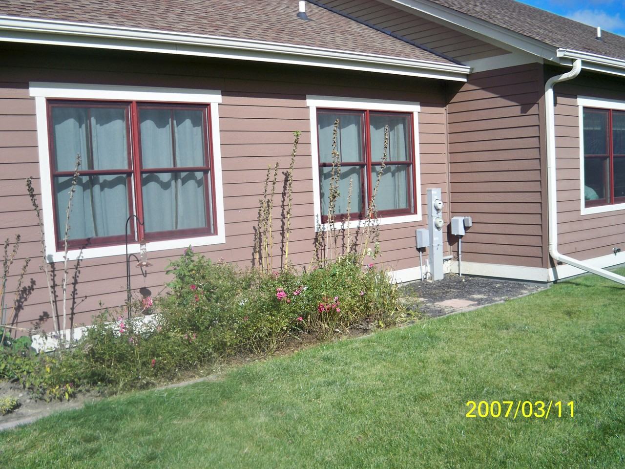 9239 Hollyhock Ln - Photo 2 of 6