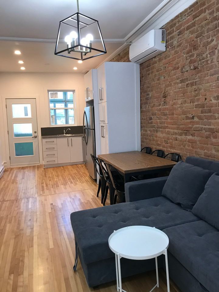 3813 Rue Clark - Photo 3 of 15