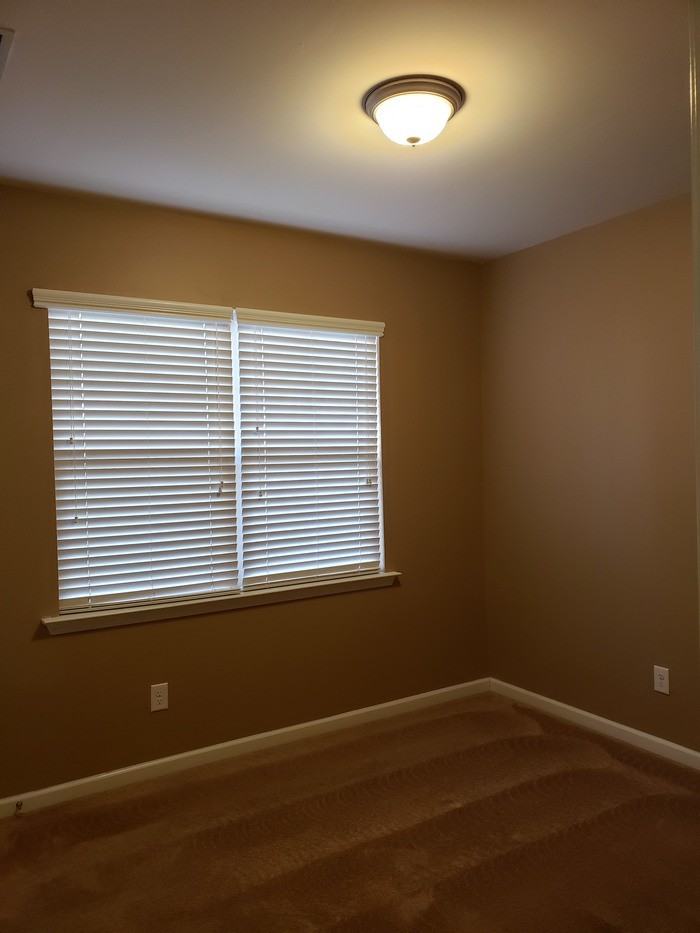 73 Genoa Lane - Photo 3 of 28