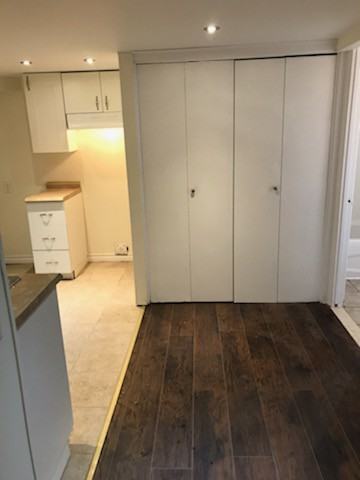 116 44e Avenue - Photo 3 of 11