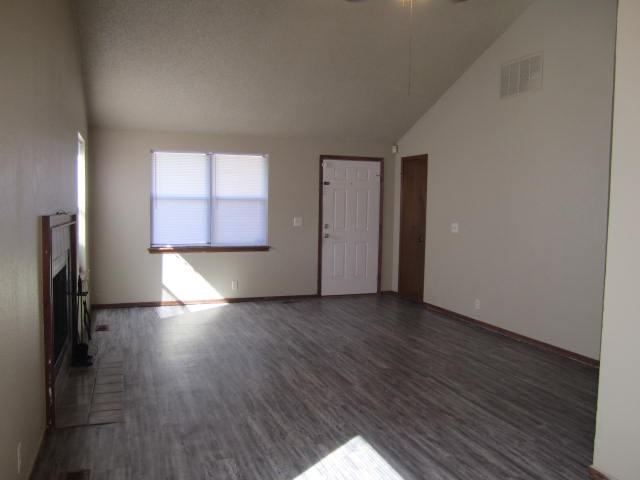 12124 North Dewey Avenue - Photo 3 of 13