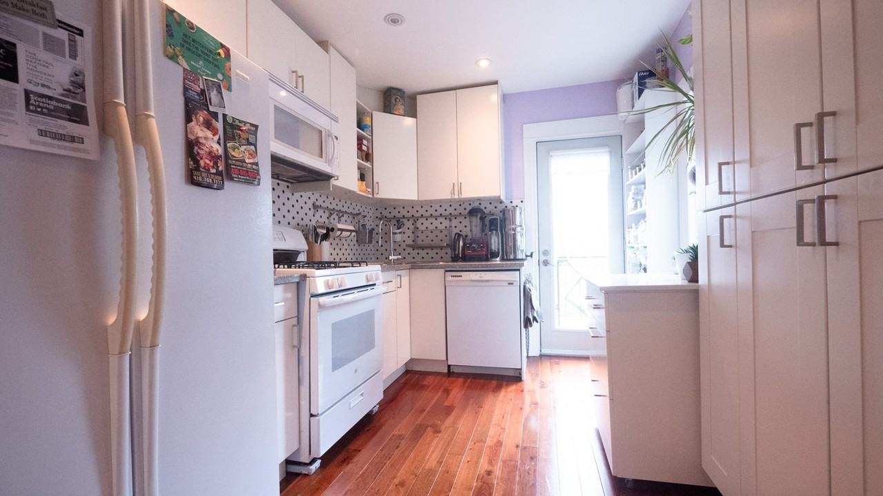 184 Franklin Avenue #2 - Photo 5 of 17