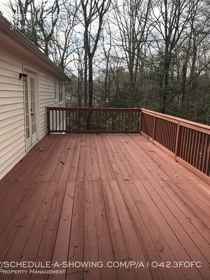 37090 E Winston Dr - Photo 2 of 38