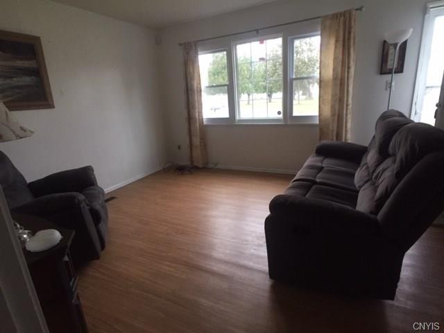 123 Bruno Road - Photo 3 of 11