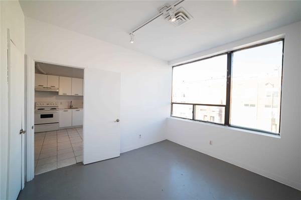 1407 Bloor Street West #13846