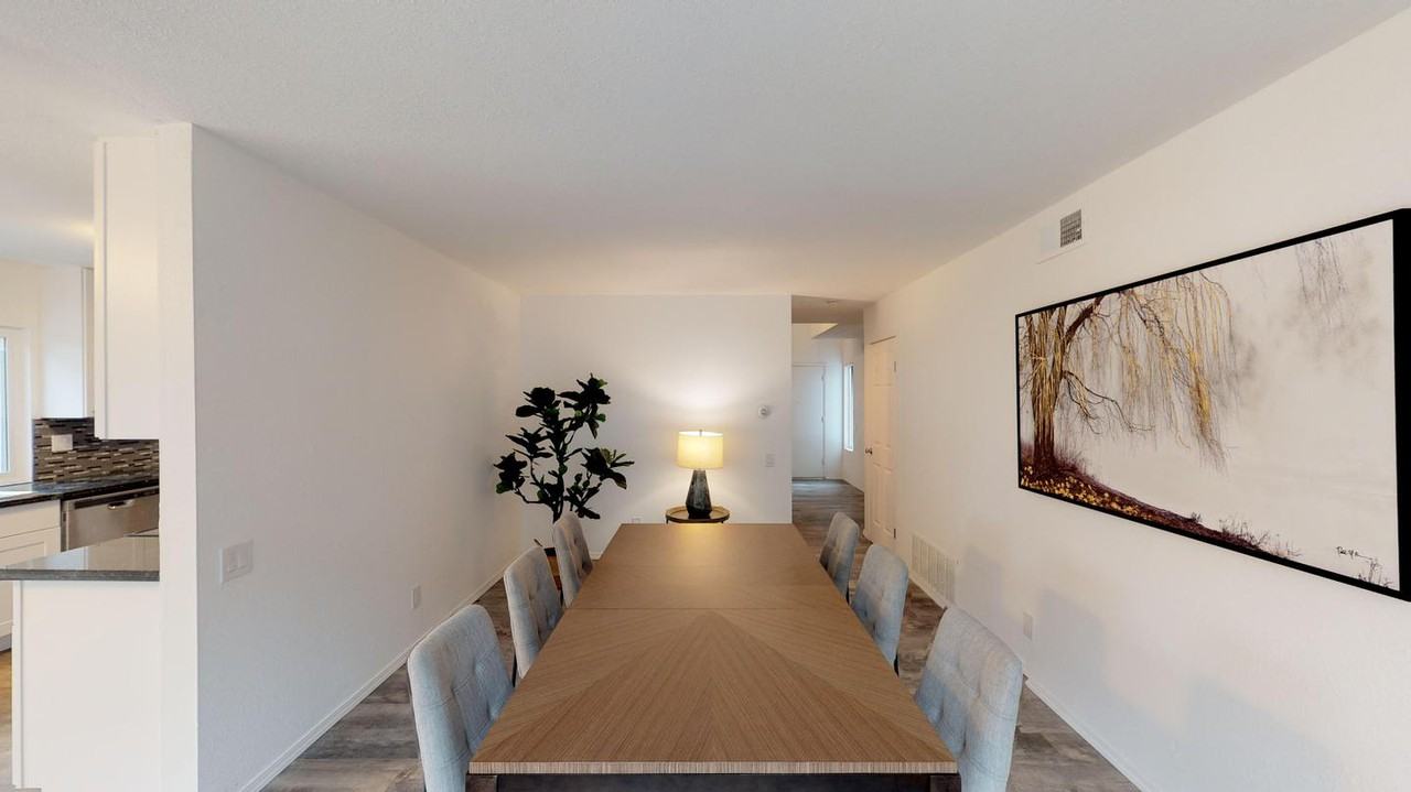 Elegant Mira Mesa home with spacious backyard Apartments in San Diego