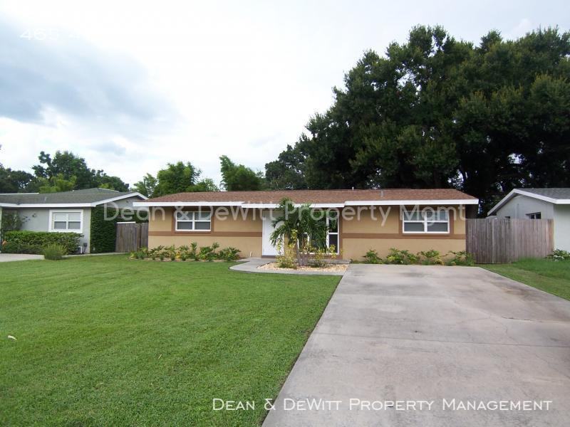 465 41st Ave Ne - Photo 2 of 42