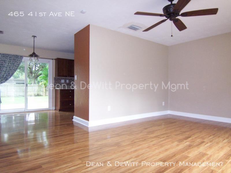 465 41st Ave Ne - Photo 3 of 42