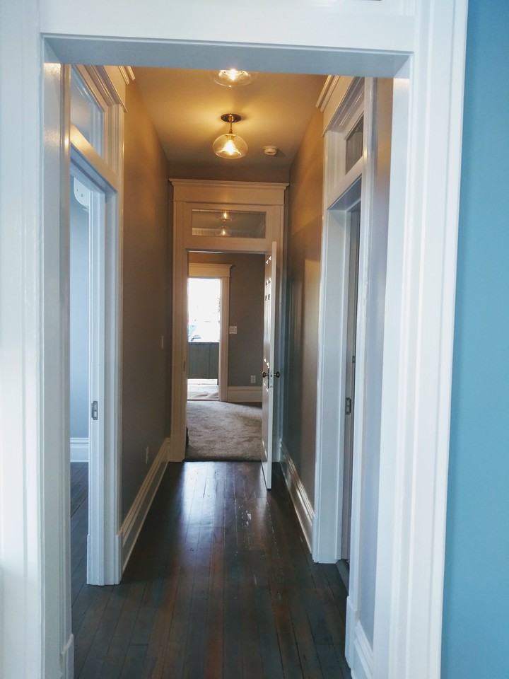 1326 W State St - Photo 3 of 13