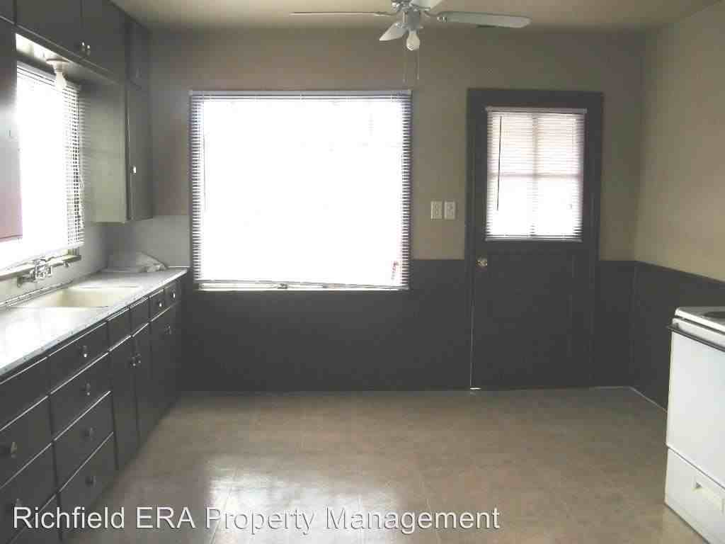 52 W 100 S - Photo 3 of 6