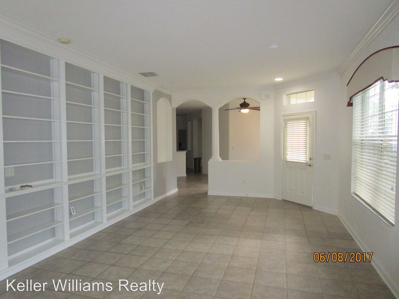 15715 Phoebepark Ave - Photo 3 of 29