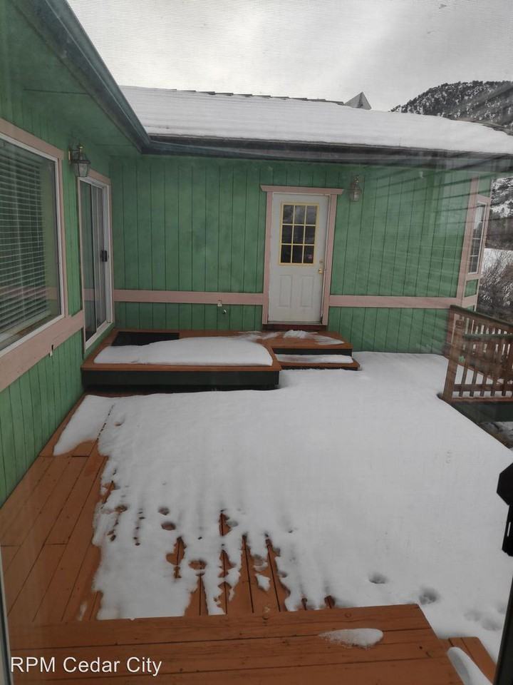 869 Wipishani Ln - Photo 3 of 12