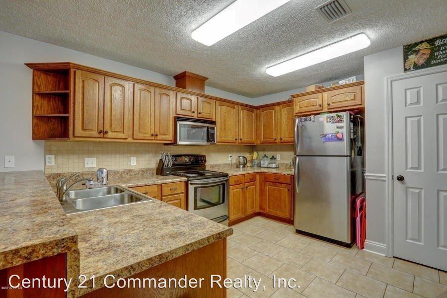 2937 Patricia Ann Lane - Photo 2 of 6