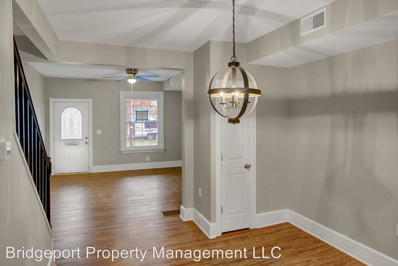 205 1/2 1/2 Fifth Street - Photo 3 of 22