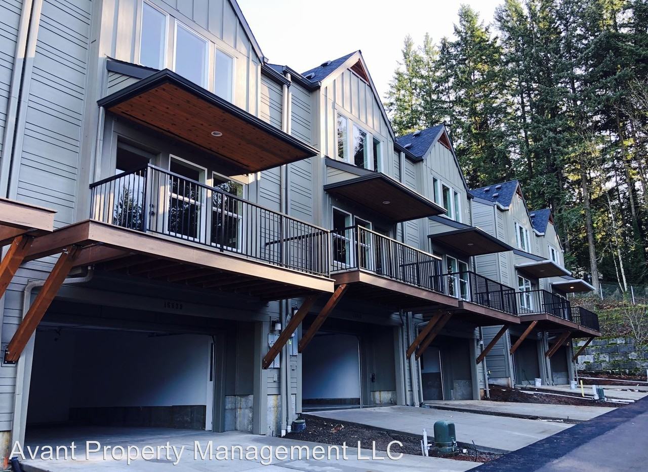 16835 Champion Way - Photo 2 of 24