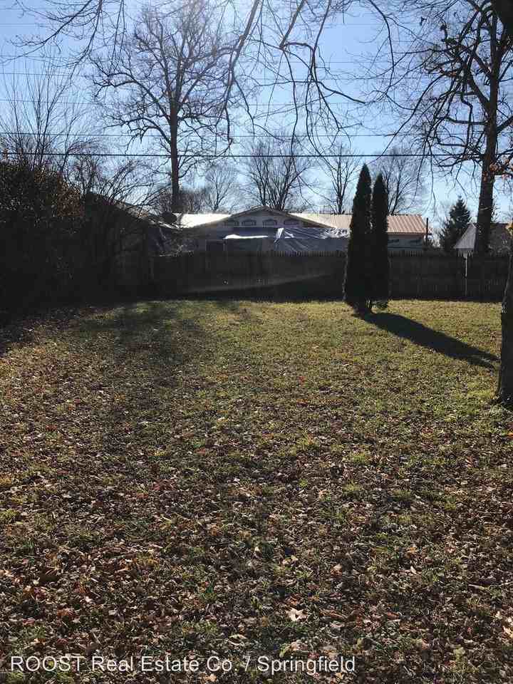 533 Tarimore Drive - Photo 2 of 14