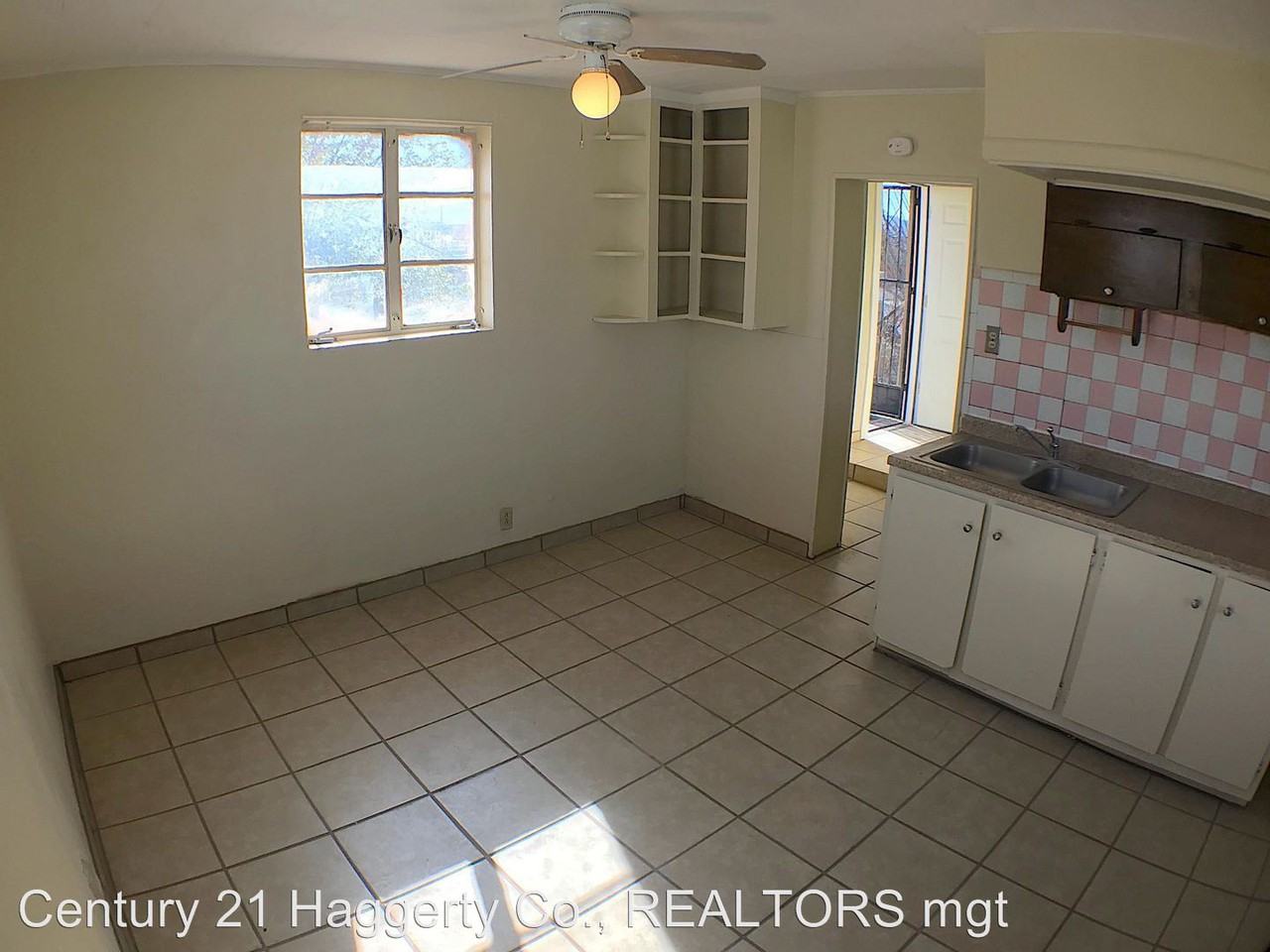 536 Bataan Circle - Photo 3 of 9