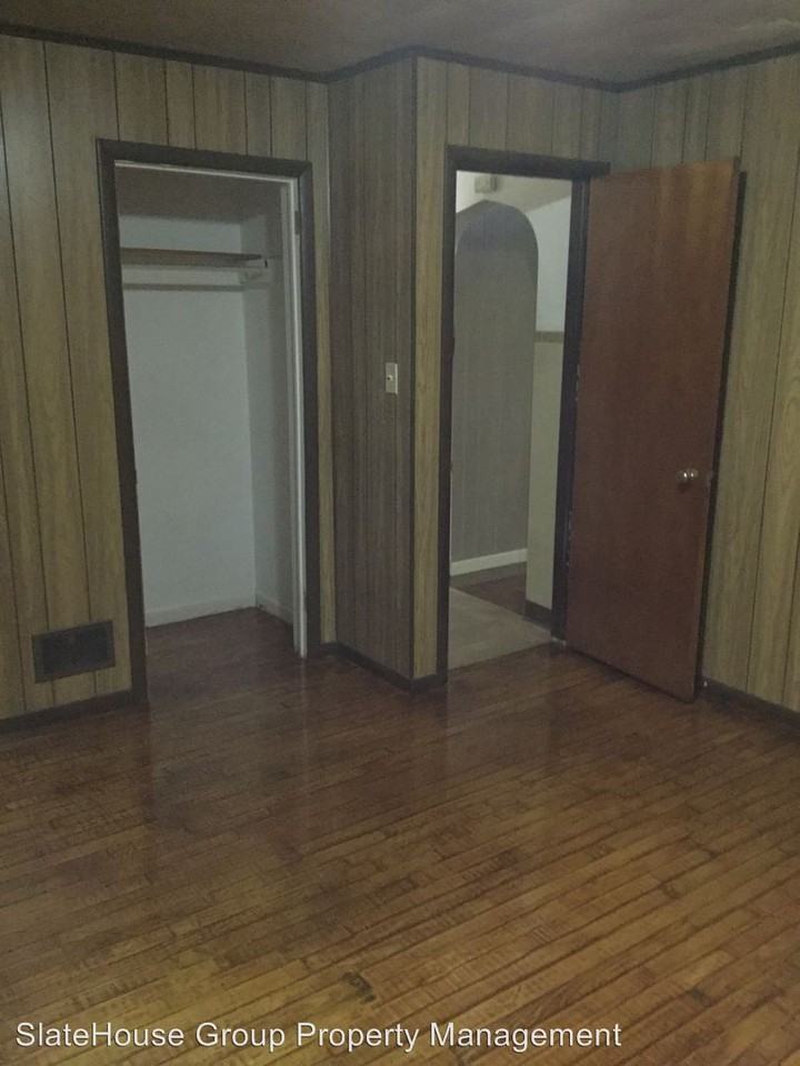 2235 Monroe Ave - Photo 2 of 18