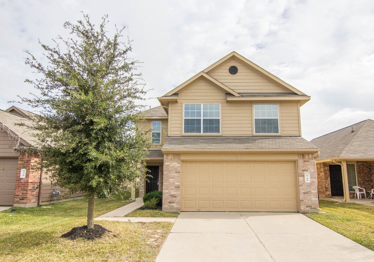 5746 Kyle Cove Dr, Katy, TX 77449 4 Bedroom House for Rent for 1,600