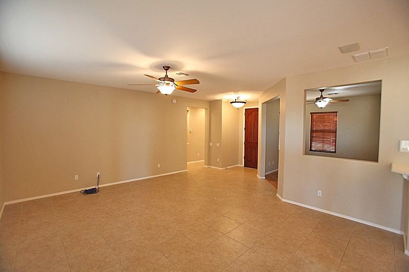 12944 W Junipero Dr - Photo 3 of 21