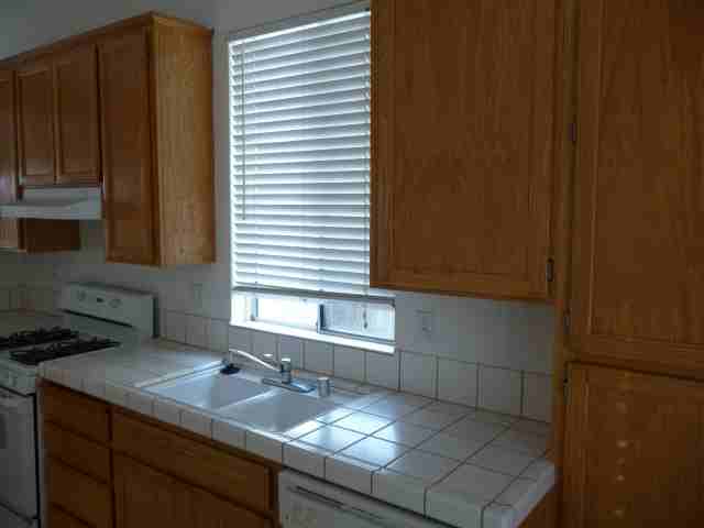 1387 Peppertree Way - Photo 3 of 3