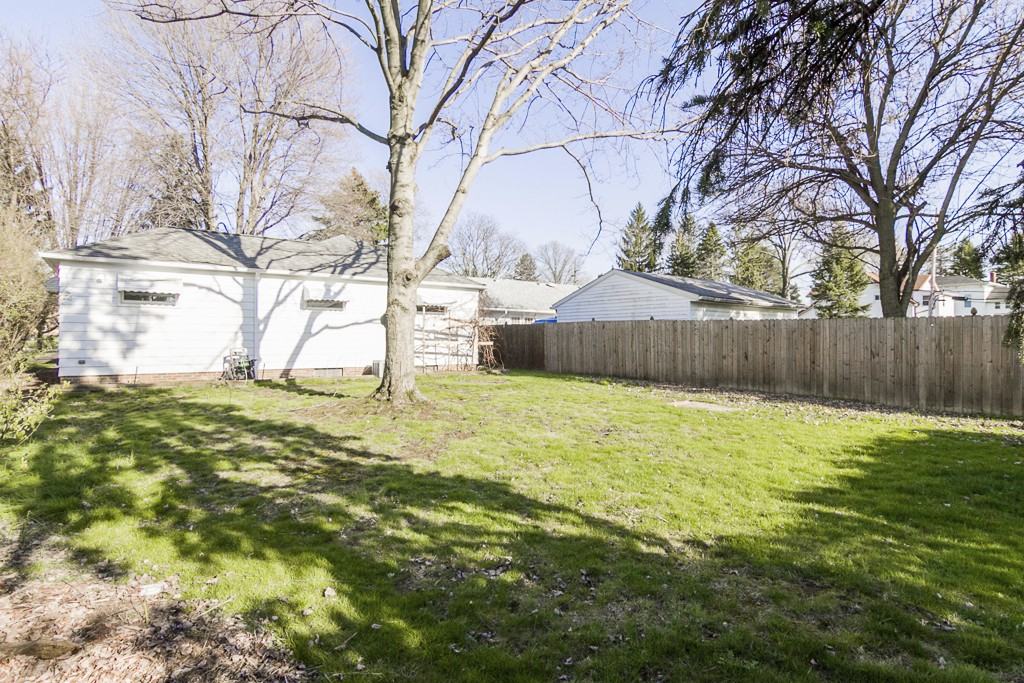 6968 York Rd - Photo 2 of 28