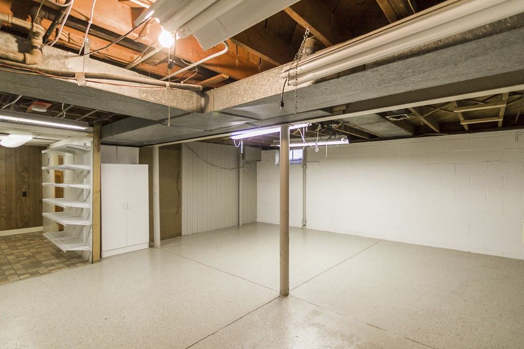 6968 York Rd - Photo 3 of 28