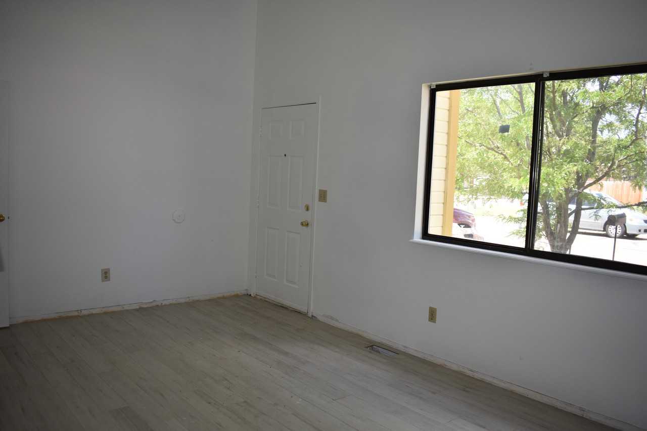 4405 Allison Dr - Photo 2 of 13