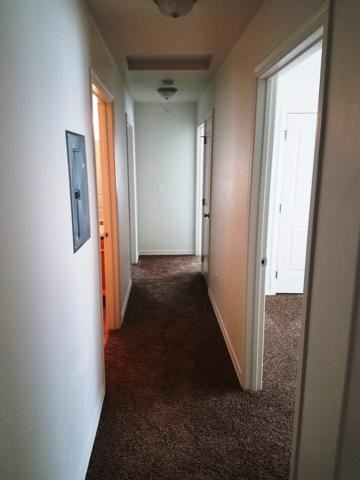 8 Diane Rd - Photo 3 of 7