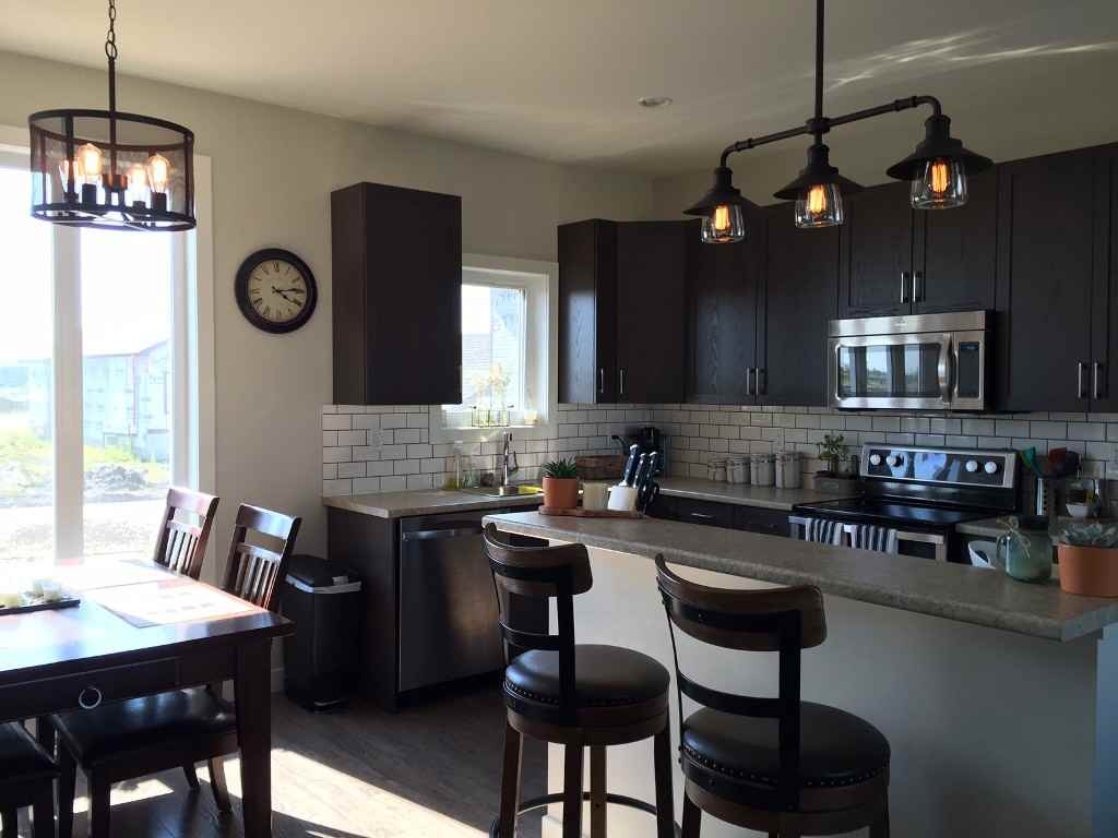 449 Bridge Lake Drive - Photo 3 of 17
