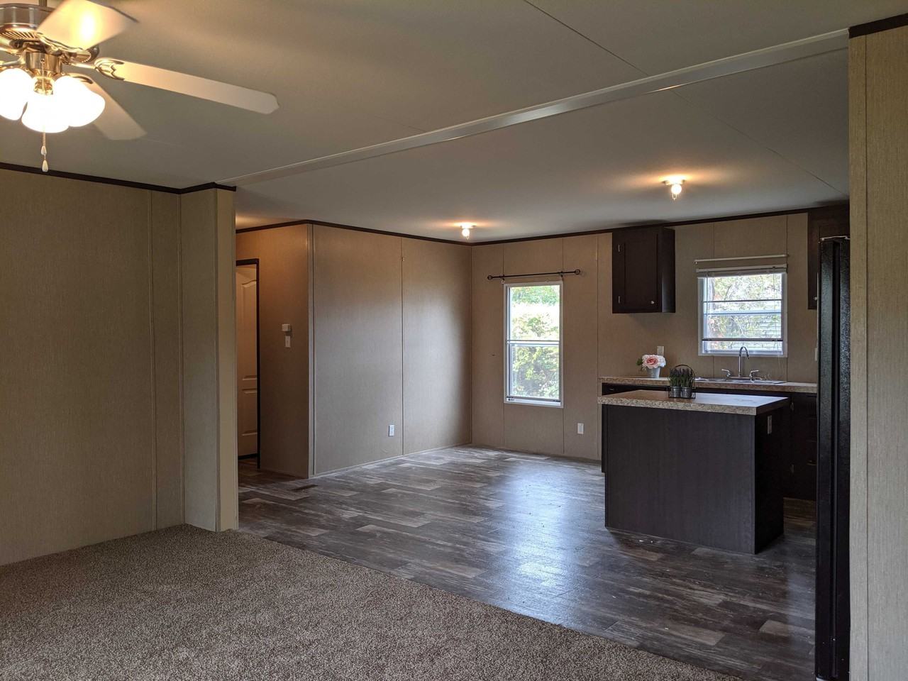 2809 S 71st Pl - Photo 3 of 7