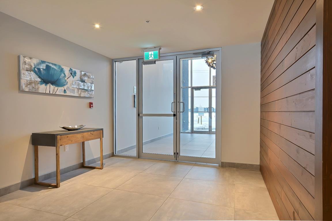 M3 Condos A Louer - Photo 3 of 21