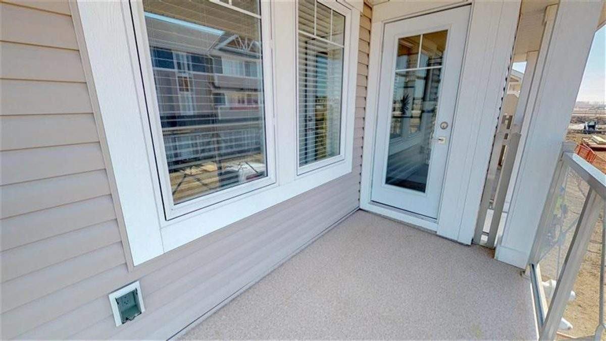 Gateway Towns - Photo 2 of 26