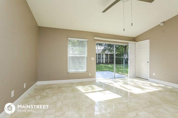 7975 Sapphire Lane - Photo 3 of 16