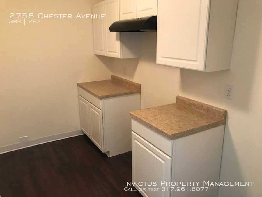 2758 Chester Avenue - Photo 2 of 7