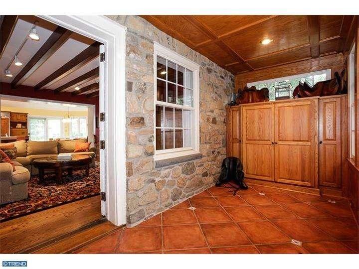 48 Harbourton Woodsville Rd - Photo 2 of 25