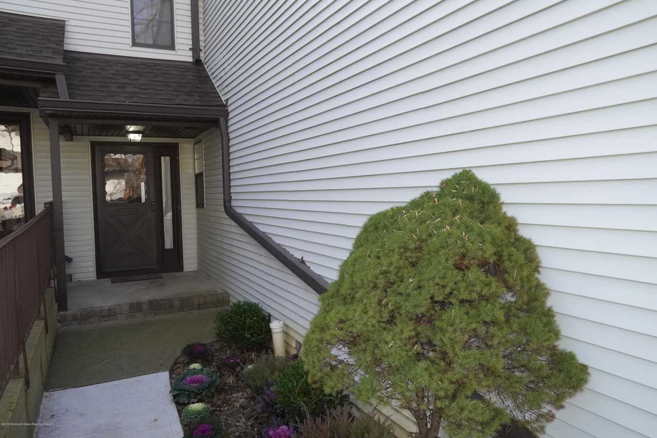 225 Longwood Drive #22-5