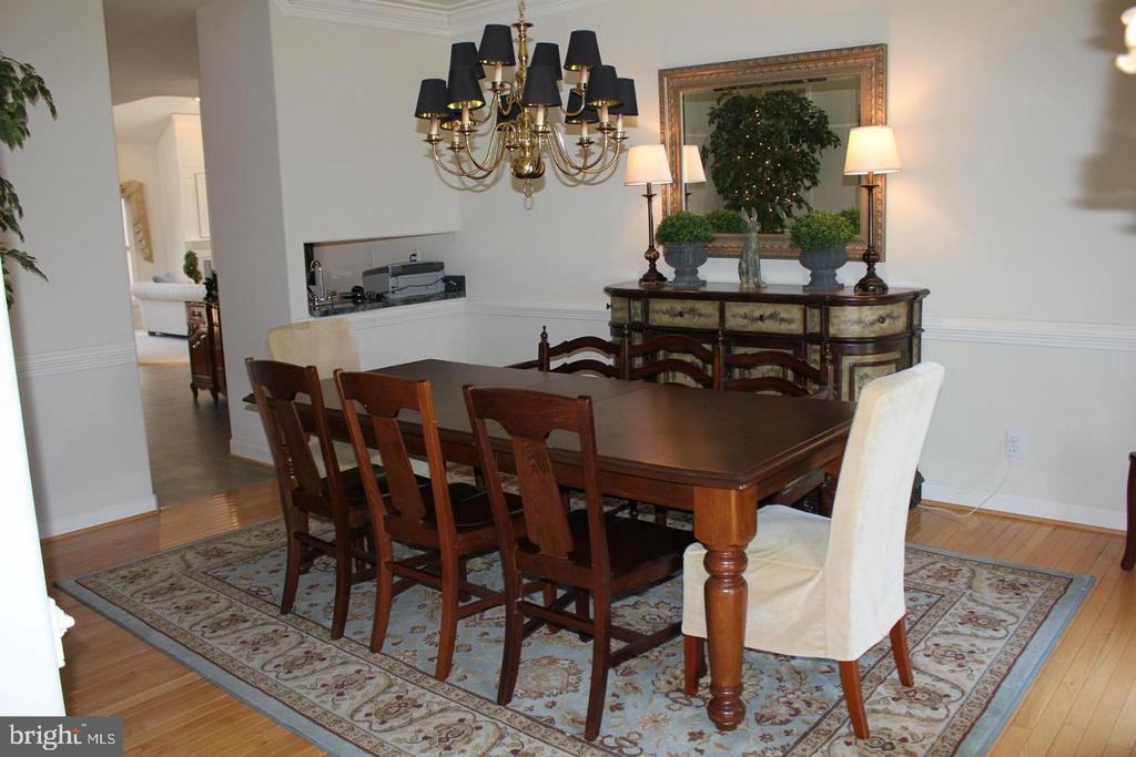 38 Cherry Hill Drive - Photo 3 of 10